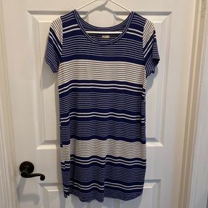 hollister women’s dress